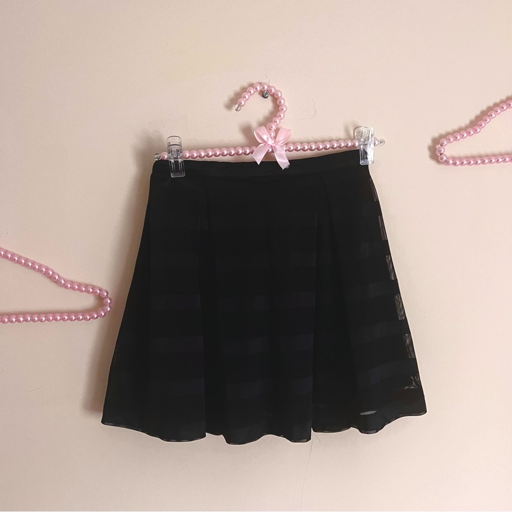 FOREVER 21 Black and Ribbon Striped Skater Skirt ⋆ PRE-LOVED ⋆
